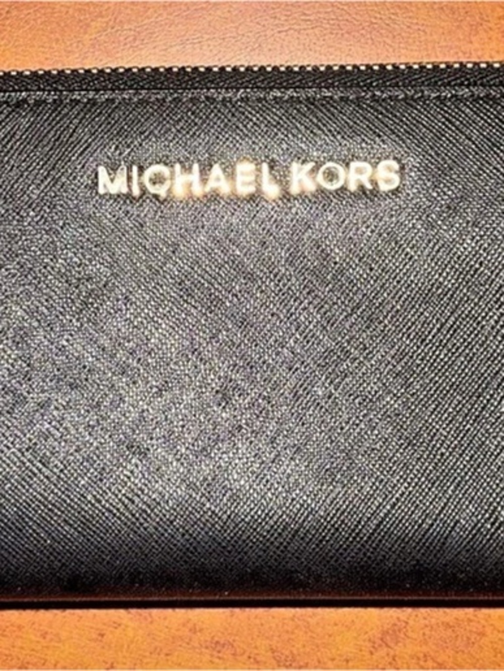 Michael Kors Jet Set Travel Saffiano Leather Continental Wallet